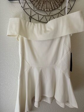 Lulu's Cream Off-Shoulder Peplum Top